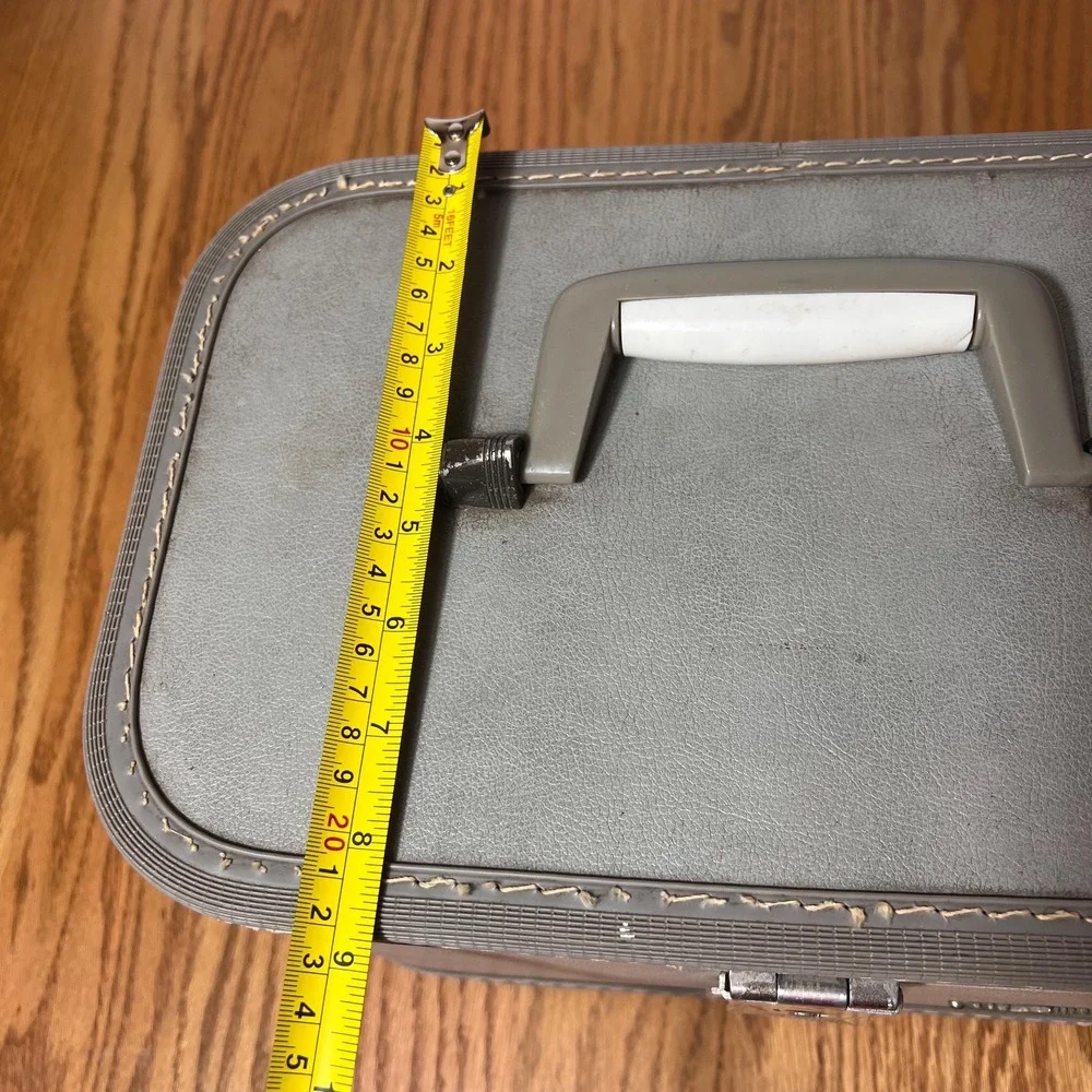 Vintage Airway Train Case Gray Hard Shell Makeup Cosmetic Vanity Case w Mirror